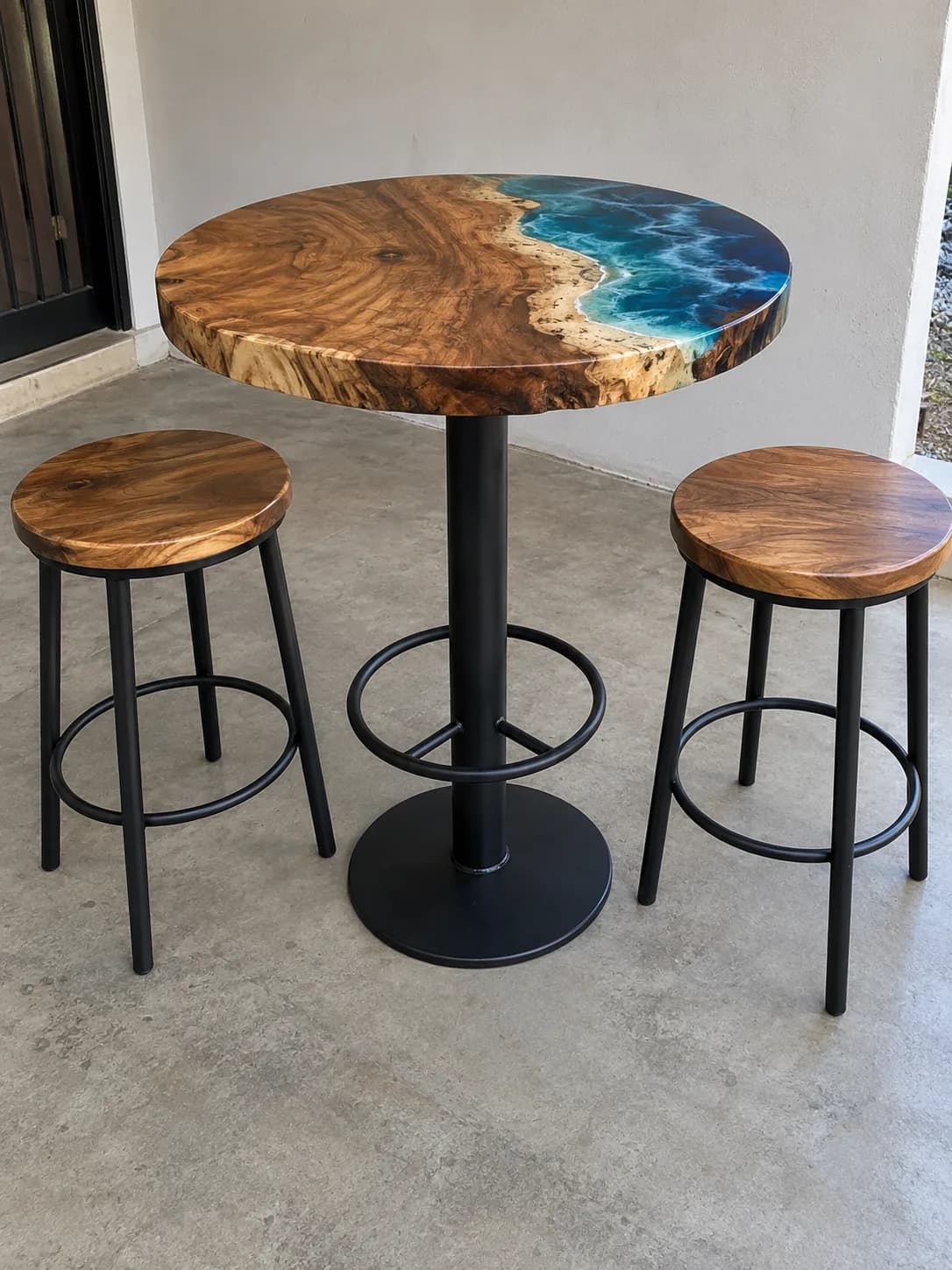 reef-bar-table